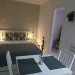 Apartment Estudio - Estudio 1 *